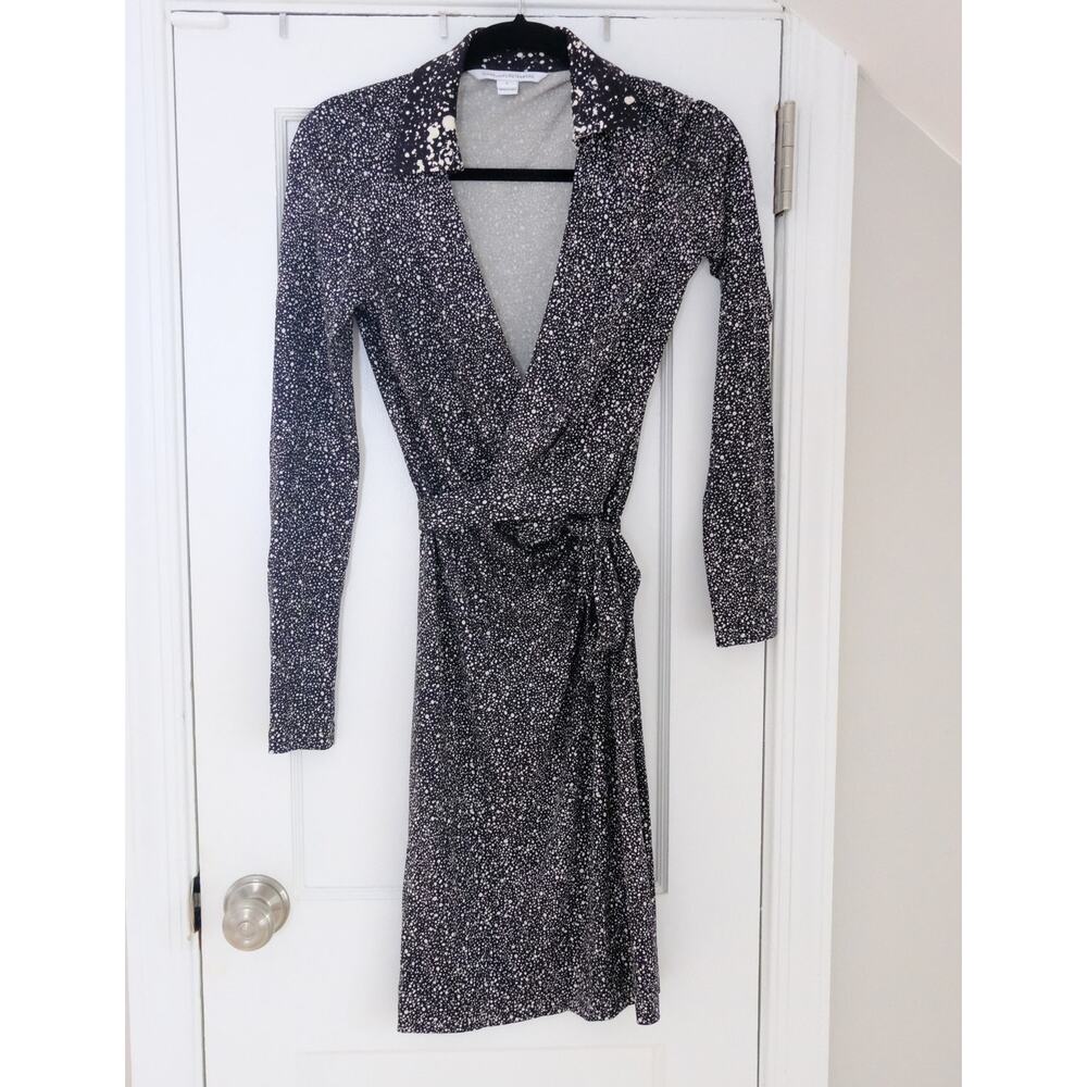 Diane Von Furstenberg Silk Speckled Mid-Length Wrap Dress Sz 2